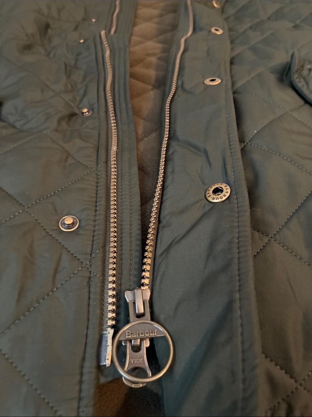 Barbour Dark Green Quilted Lightweight Jacket - Picture 14 of 16
